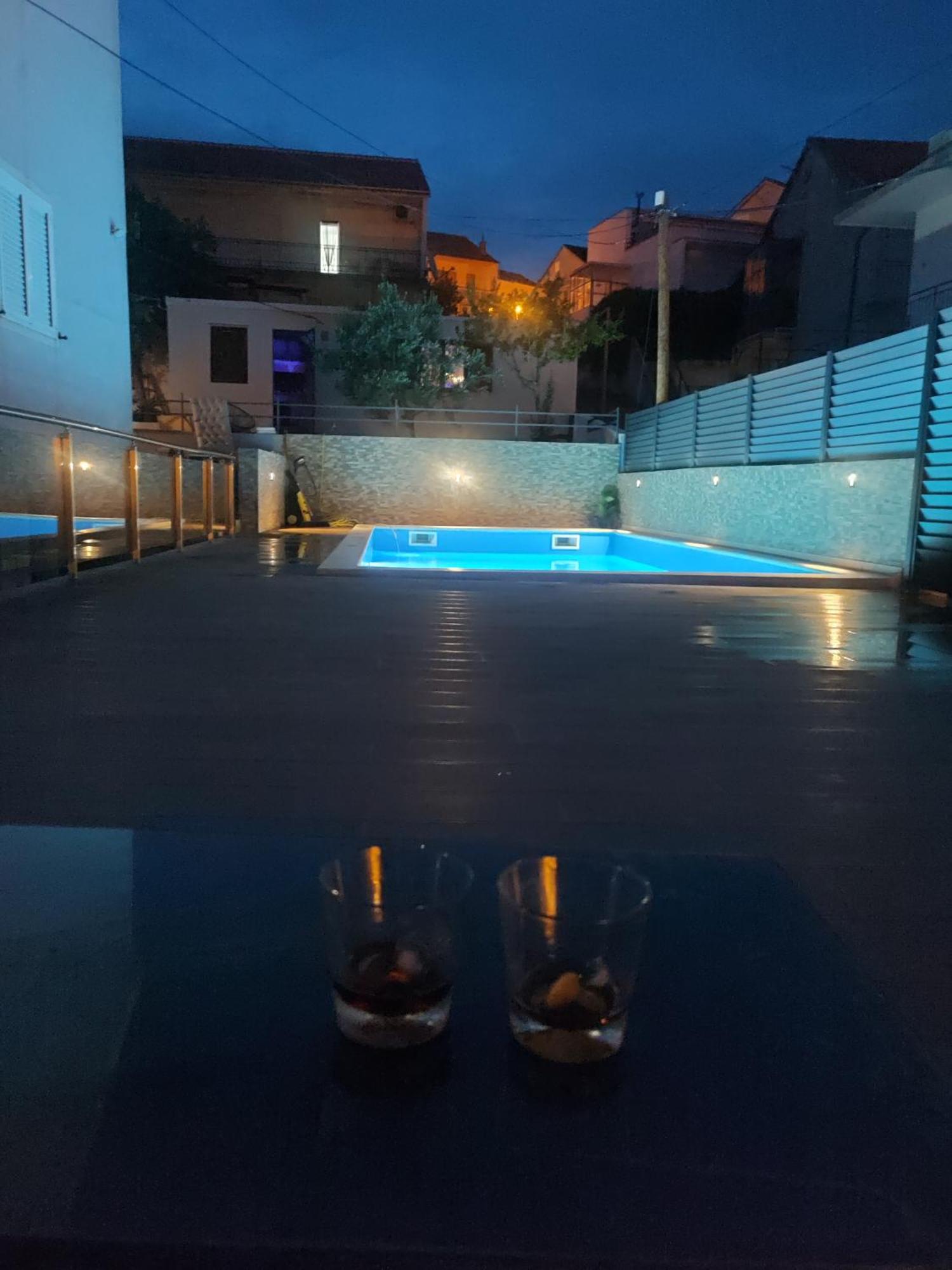 Appartamento Pool Me Up! Šibenik Esterno foto